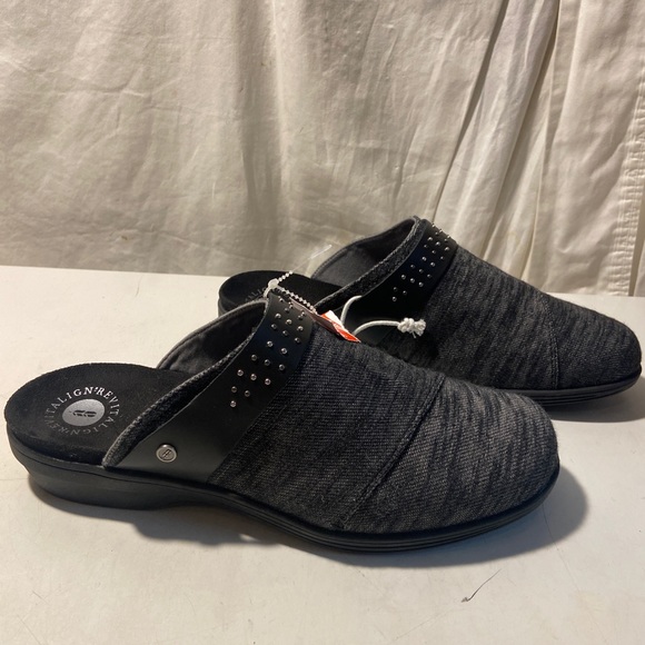 REVITALIGN Shoes - Revitalign gray & black leather & fabric mules size 10 NWT